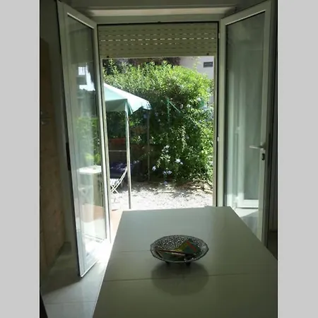 Ferienhaus Monolocale Con Giardino 100mt/mare Sanremo