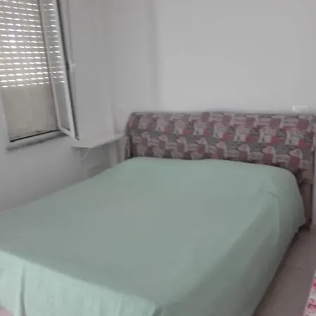 Monolocale Con Giardino 100mt/mare